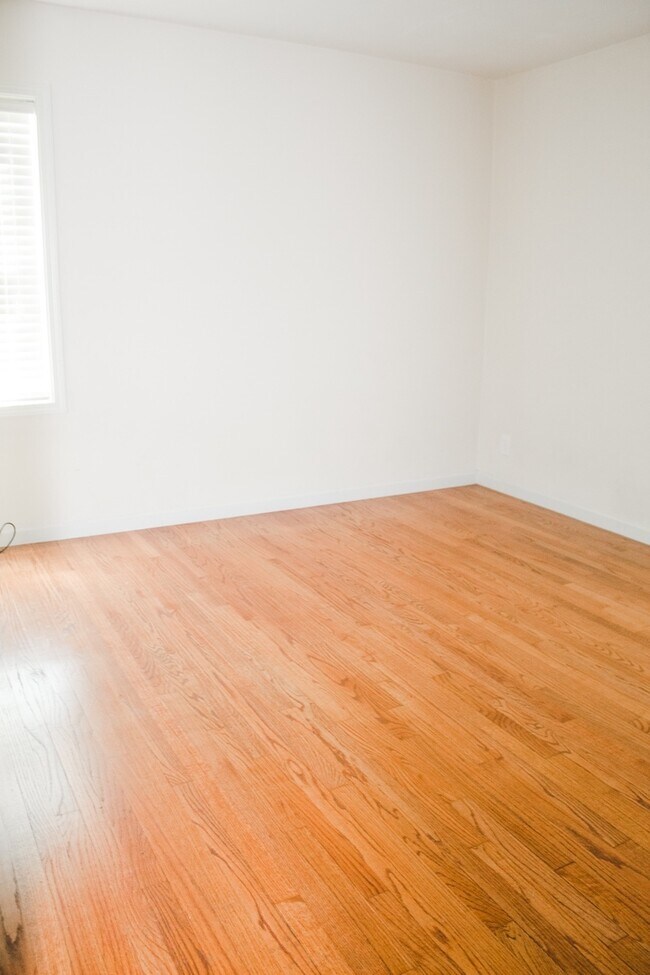 Building Photo - WAIVED APPLICATION FEES!