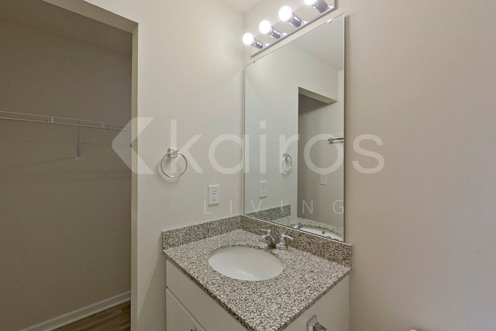 Building Photo - 1237 Zoysia Dr