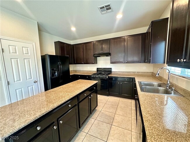 Building Photo - 5715 Port Douglas Ct