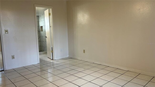 Building Photo - 5015 Laguna Bay Cir
