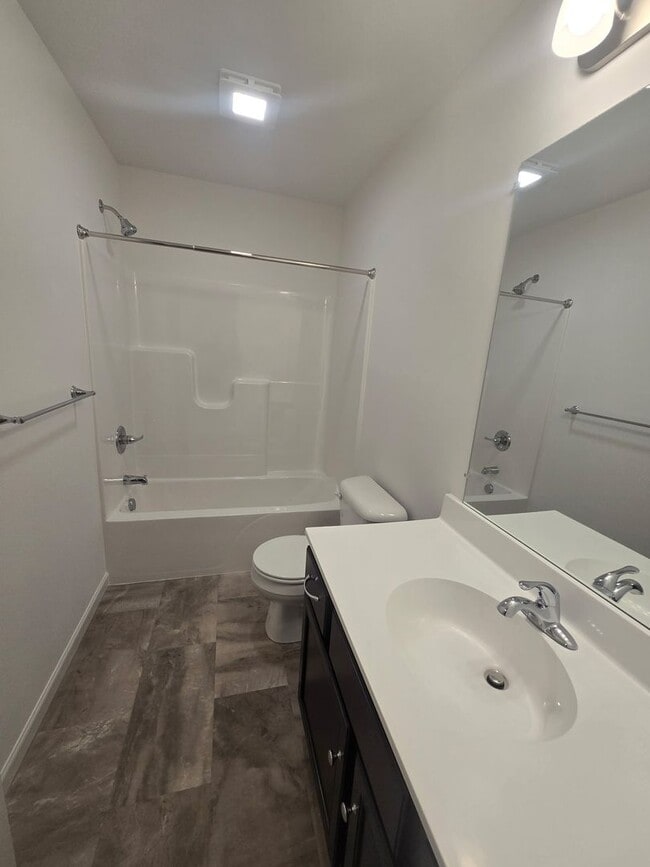 Building Photo - New build 3 bed, 2.5 bath in Carlisle