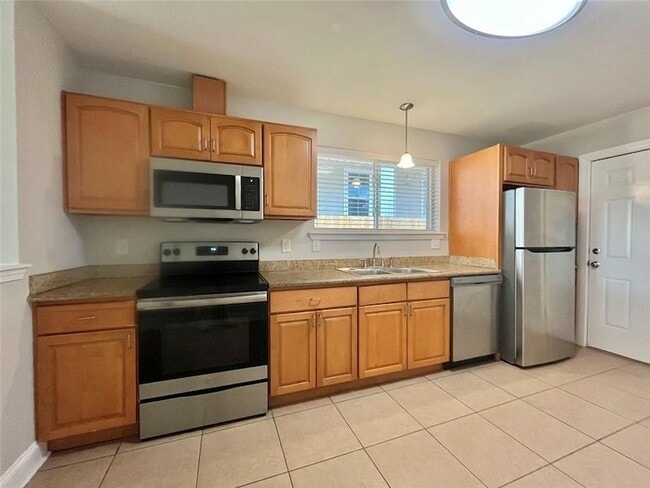 Building Photo - 339 39th St