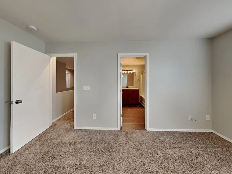 Building Photo - 267 Averasboro Dr