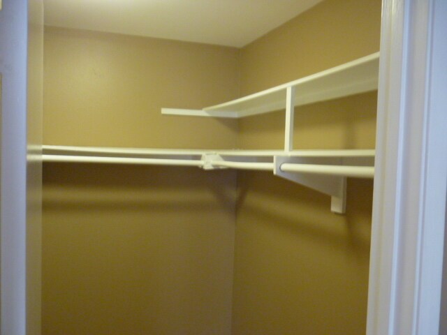 Building Photo - 18350 Hatteras St