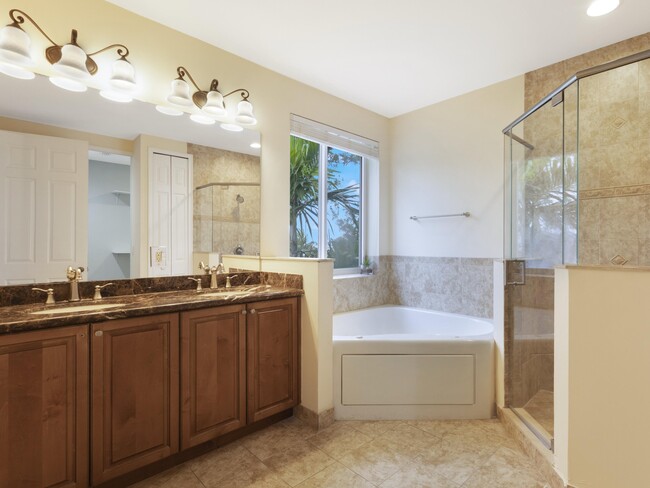 Building Photo - 3028 Waterside Cir