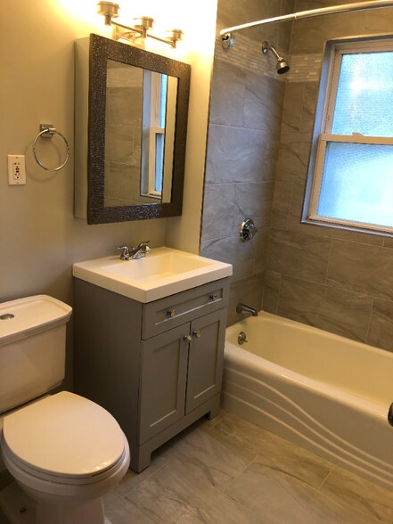 Building Photo - 25 Richie Rd