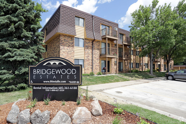 Building Photo - Bridgewood Estates