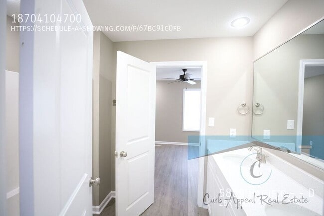 Building Photo - 5809 Pacific -