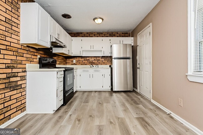 Building Photo - 10192 Port Royal Ct