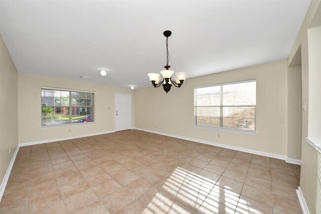 Building Photo - 17111 Plaistow court