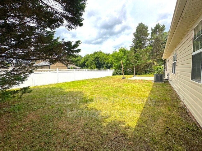 Building Photo - 4563 Cochran Farm Rd SW