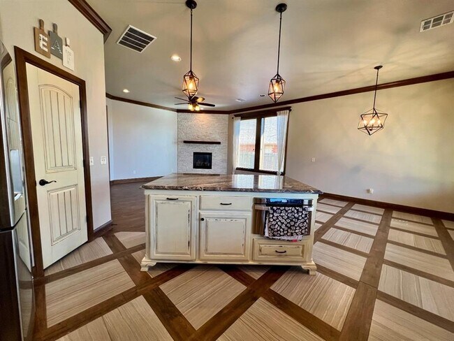 Building Photo - 11748 SW 25th Terrace