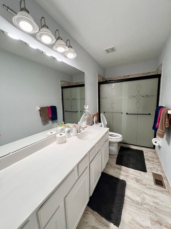 Building Photo - 1154 Spring Orchard Dr