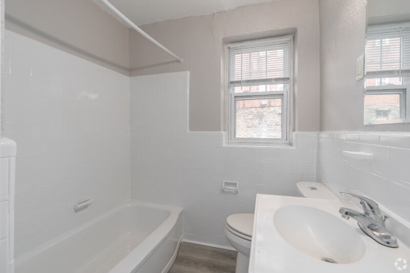 Building Photo - 4991 Parkside Ave N