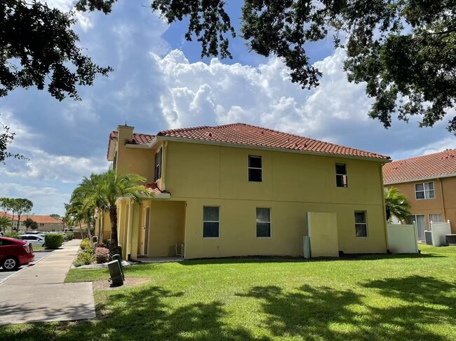 Building Photo - 5317 Paradise Cay Cir