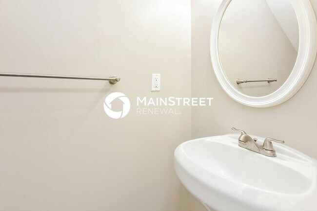 Building Photo - 3 Bedroom Pet-Friendly Home in Lithonia, GA with Main Street Renewal