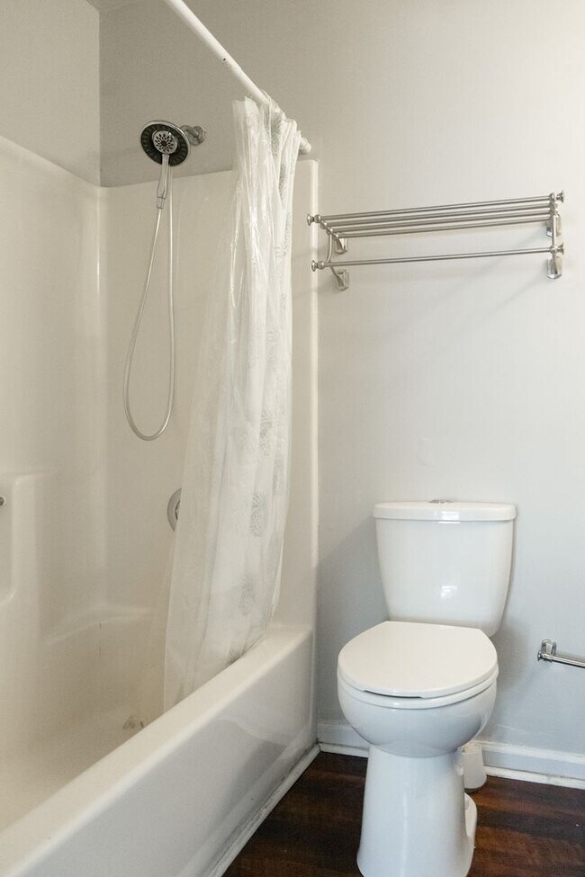 Building Photo - 2111 Turtle Ct