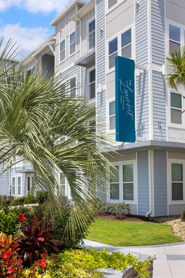 Building Photo - The Laurent at Carolina Forest
