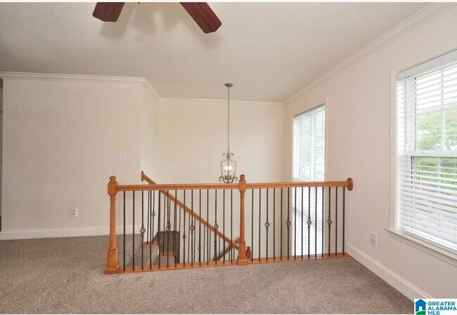 Building Photo - 107 Castlehill Dr