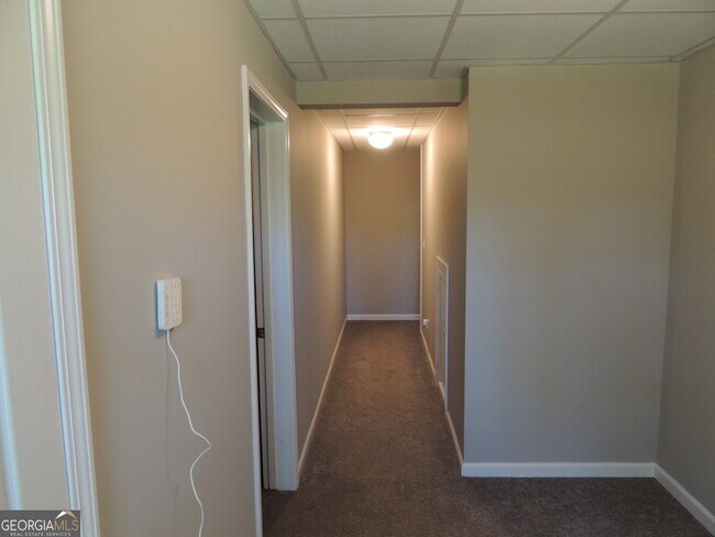 Building Photo - 70 Vinny's Terrace