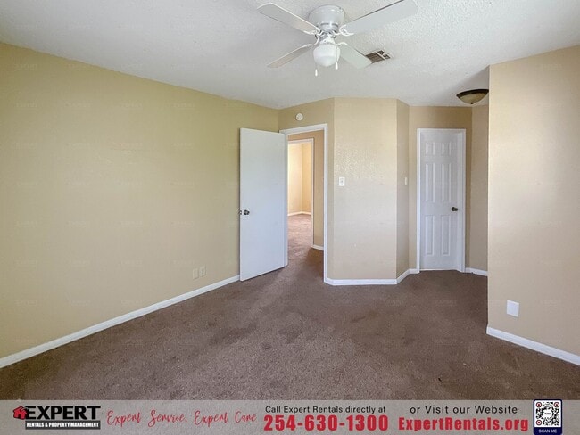 Building Photo - 2307 Lazy Ridge Dr