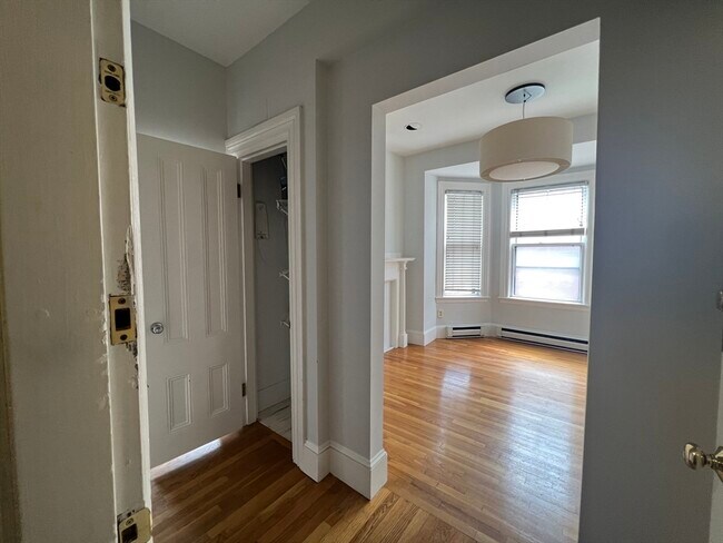 Building Photo - 583 Massachusetts Ave