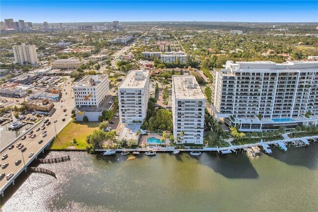 Building Photo - 1170 N Federal Hwy