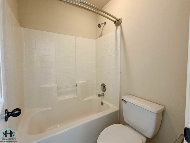 Building Photo - Beautiful and Spacious 2 story 4 Bedroom 2.5 Bath Home Designed for Comfortable Living and Seamle...