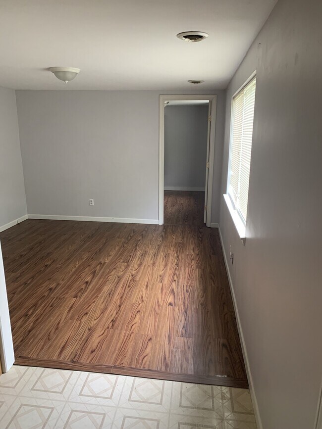 Building Photo - North