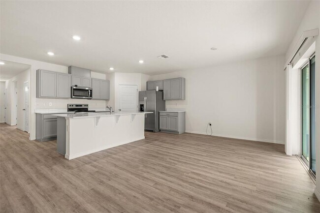 Building Photo - 1078 Clay Blvd