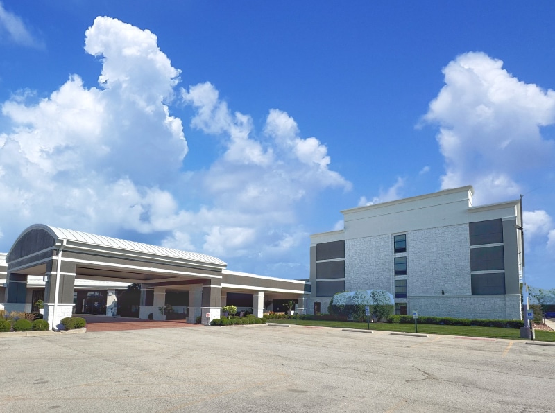 Building Photo - 6175 W Grand Ave