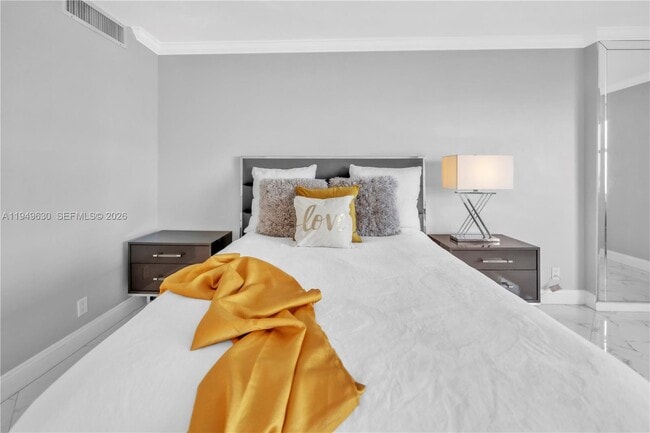 Building Photo - 2501 S Ocean Dr