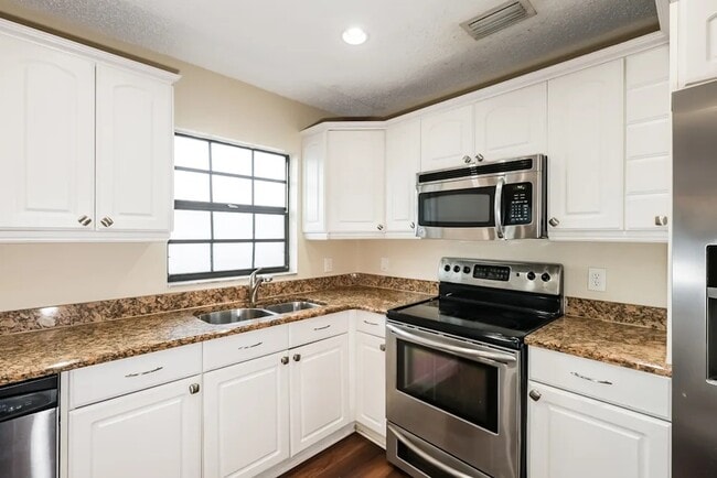 Building Photo - 7517 S Obrien St