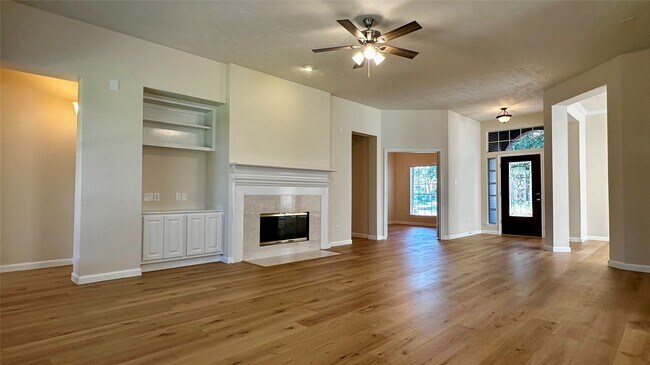 Building Photo - 12015 Concho Bay Ct