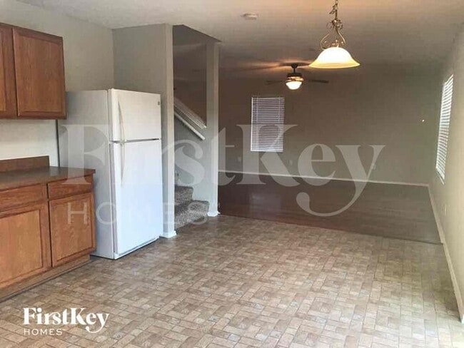 Building Photo - 3356 Mojave Dr