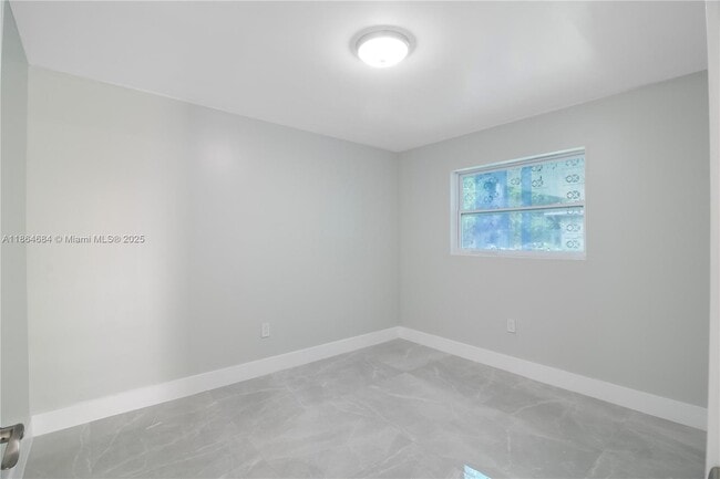 Building Photo - 11717 NW 22nd Ct