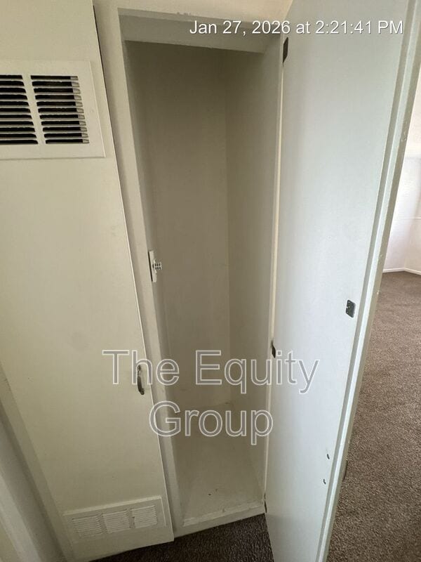 Building Photo - 810 S Court St