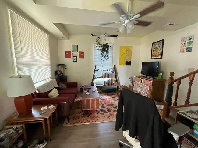 Building Photo - Adorable Duplex Near Downtown Loveland