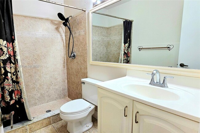 Building Photo - 1912 Palmland Dr