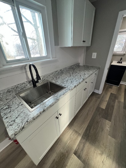 Building Photo - 10 Prospect St