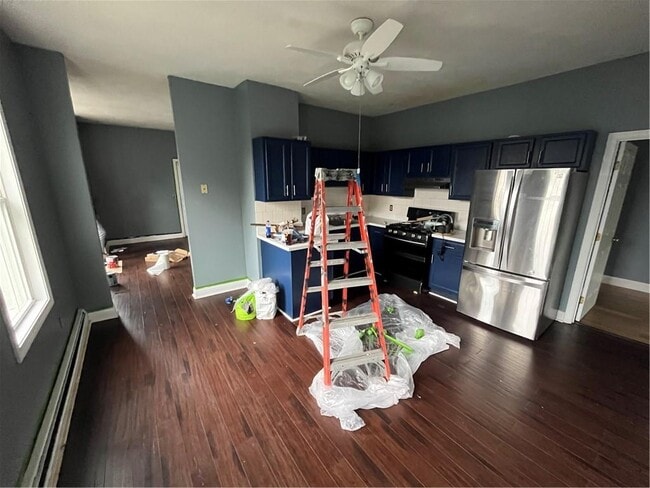 Building Photo - 219 Bellevue Ave