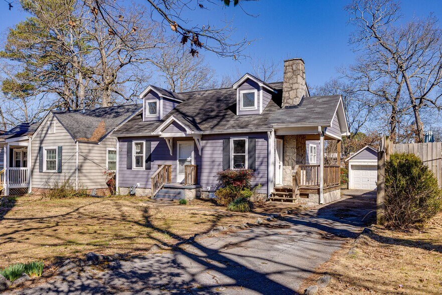 Building Photo - 5211 Sunbeam Ave
