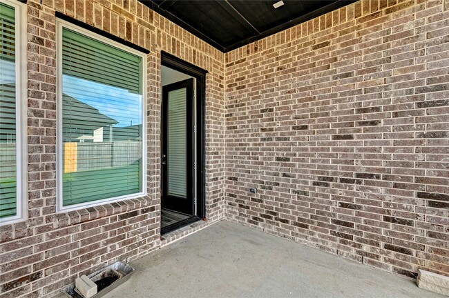 Building Photo - 7302 New Pecan Dr