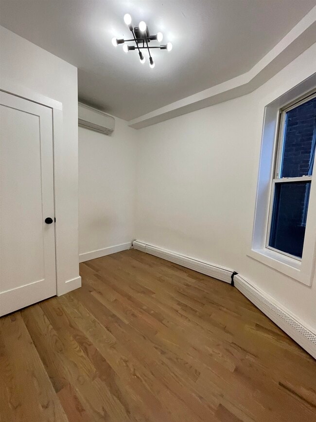 Building Photo - 232 Van Horne St