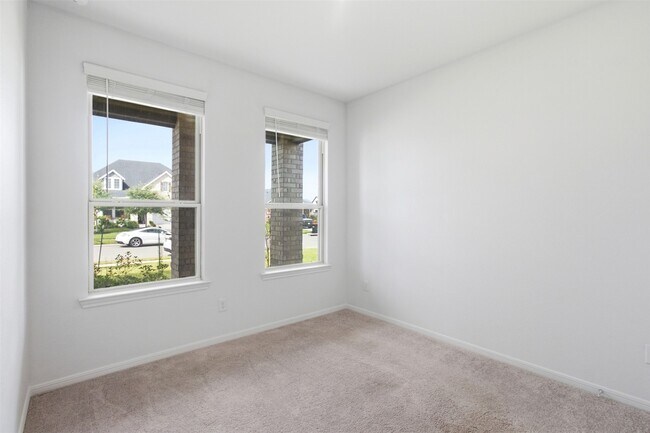 Building Photo - 6815 Ivory Sedge Trl