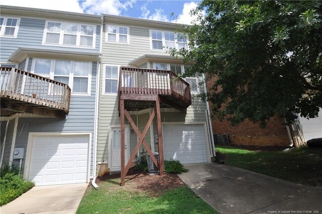 Building Photo - 416 Oak Pine Dr