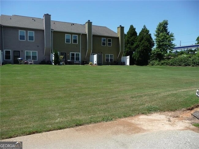 Building Photo - 52 Providence Oak Ct SE