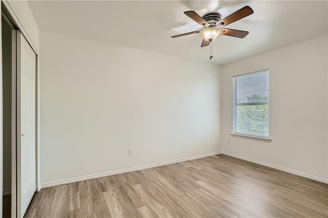 Building Photo - 1105 Fox Sparrow Cove