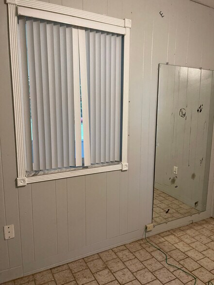 Building Photo - 2315 Coolidge Rd