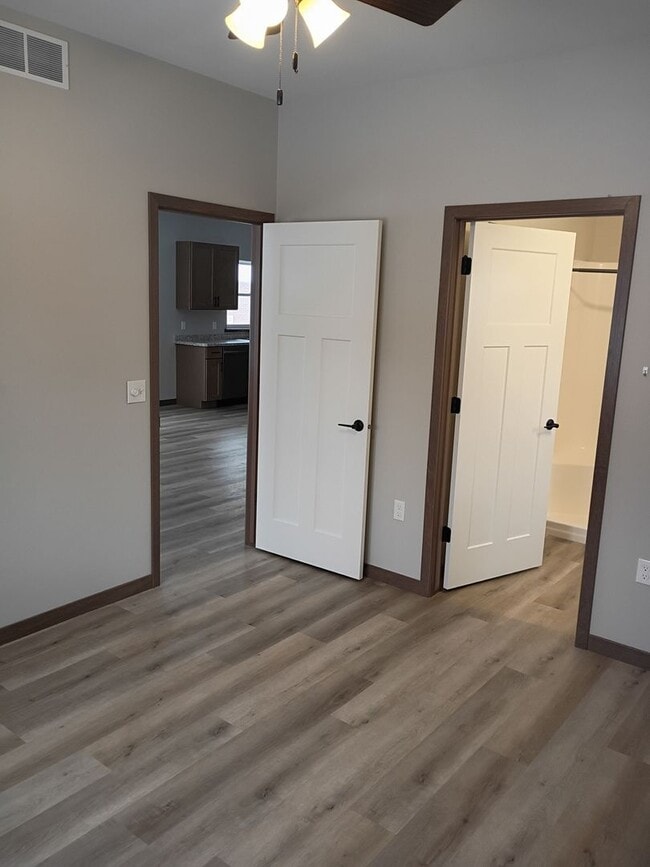 Building Photo - 3 Bed, 3 Bath, House